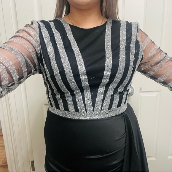 Glitter sheer top dress - Picture 2 of 3